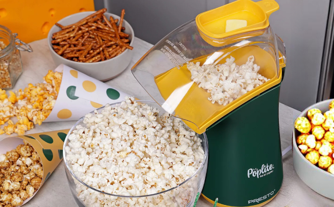 Presto PopLite Popcorn Popper