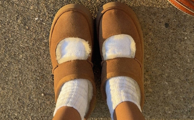 UGG Womens Bea Mary Jane Slippers