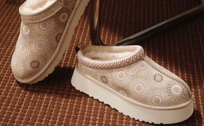 UGG Womens Tazz Sun Stitch Slippers